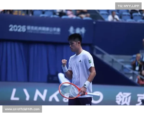 吴易昺三盘激战力克商竣程,首夺全运会网球男单金牌 吴易昺三盘激战力克商竣程,首夺全运会网球男单金牌